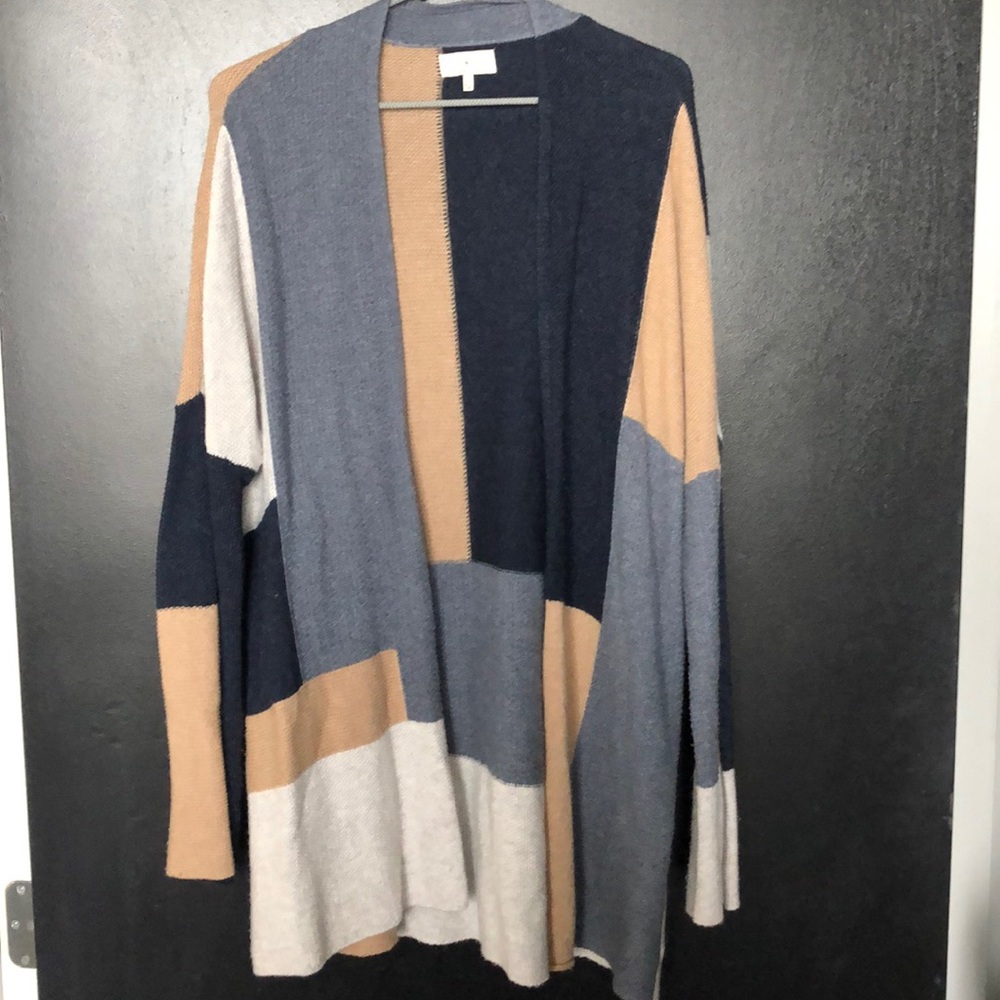 like new Lucky cardigan